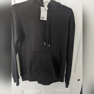 H&M black pullover hoodie